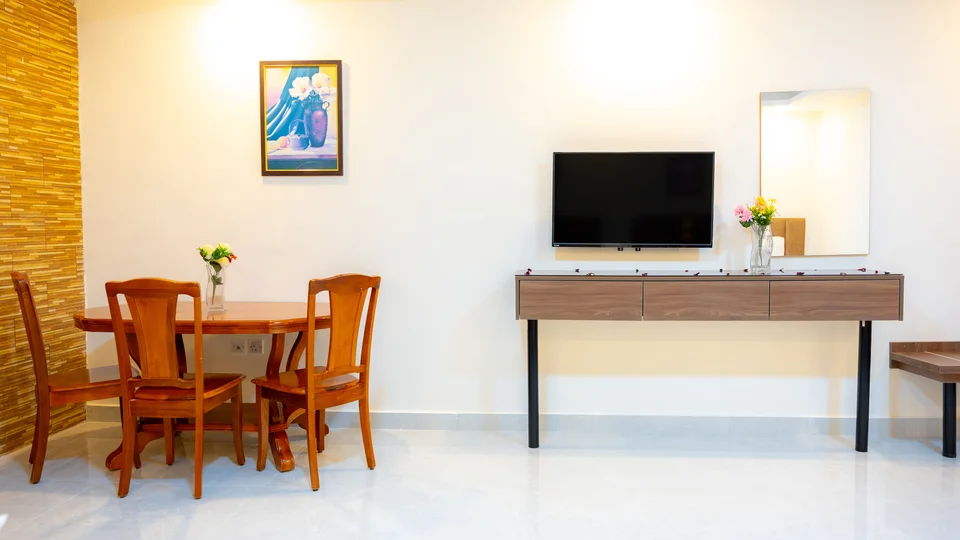 California Hotel photography — Guest rooms and details — 045