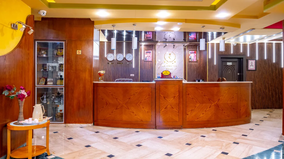 California Hotel photography — Reception — 065
