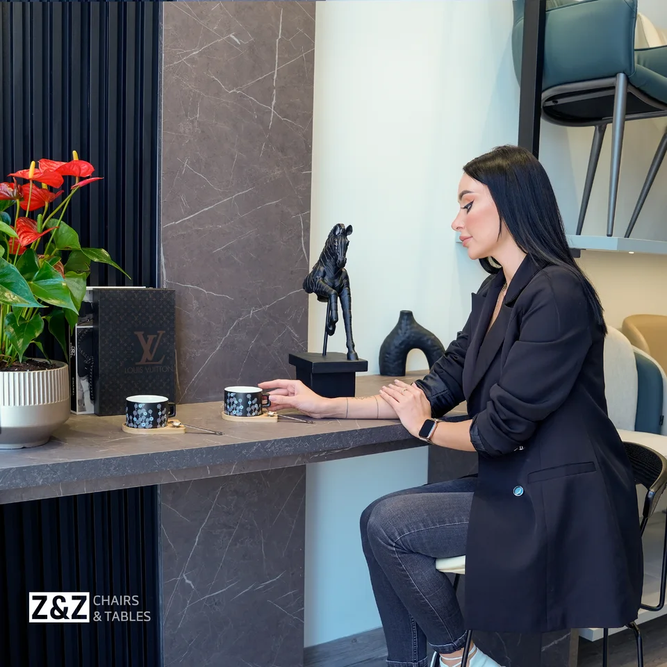 Z&Z — Furniture, with people / 05