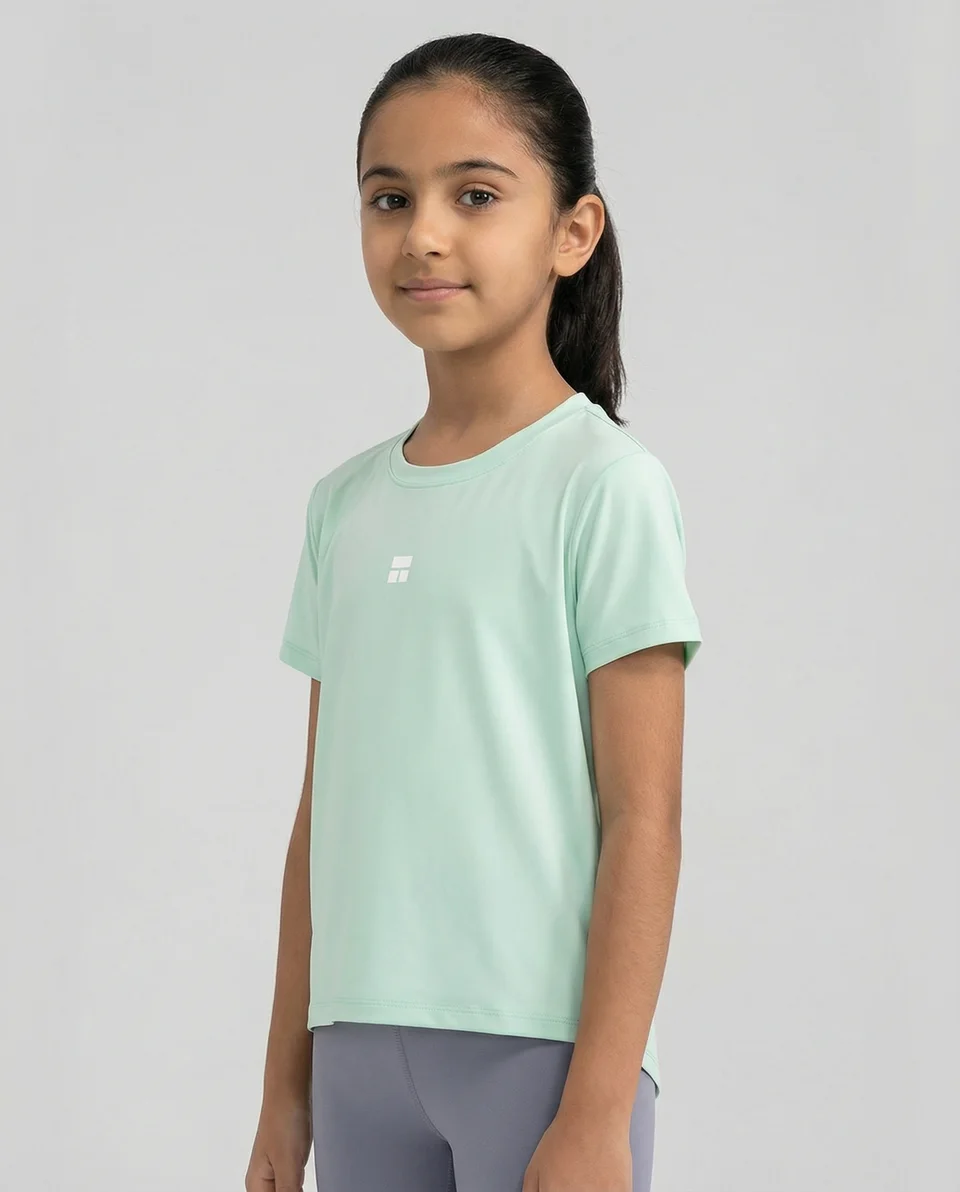 Courts product imagery — Kids / TSH315-GRN / view 01