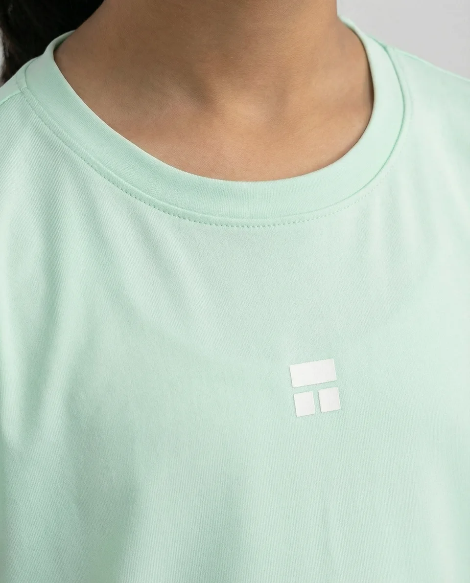 Courts product imagery — Kids / TSH315-GRN / view 05