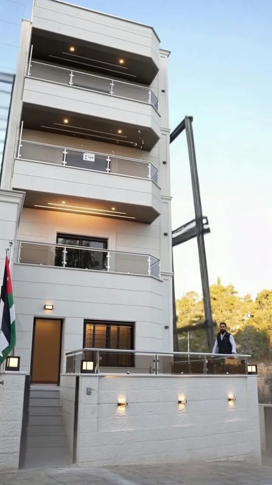 Film still at 1.97s. Sakher Arabi — Real Estate, Reimagined in Motion.