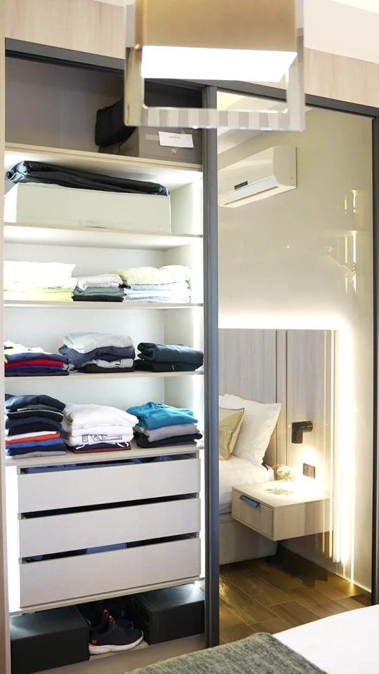 Tahboub Home — Bedroom & Glass Wardrobe Reel. Film still at 15.94s.