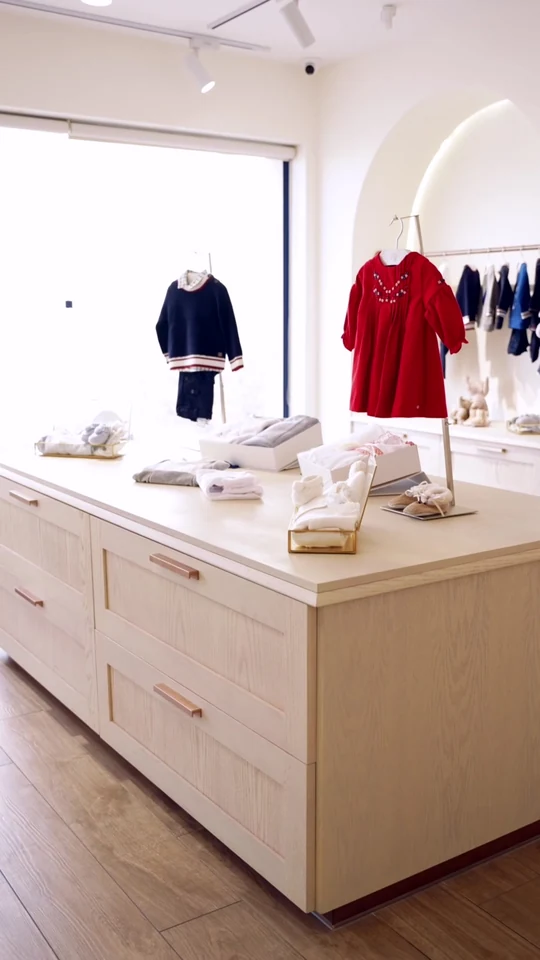 Tahboub Home — Retail Joinery in Use. Film still at 15.71s.