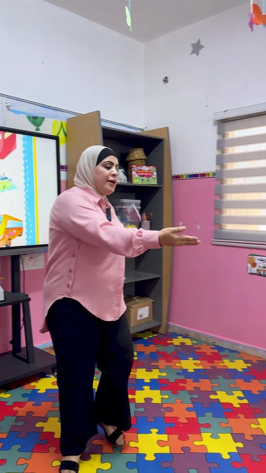 Al-Salt Modern School — A Classroom Tour. Film still at 26.68s.