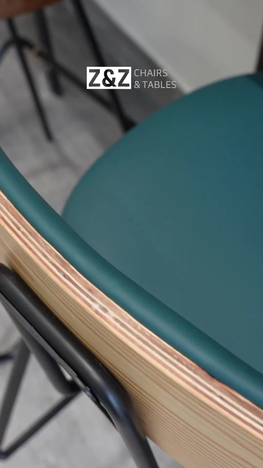 Z&Z — Seating, Up Close. Film still at 32.07s.