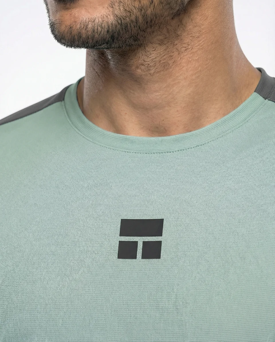 Courts product imagery — Men / TS1121-GRN / view 03