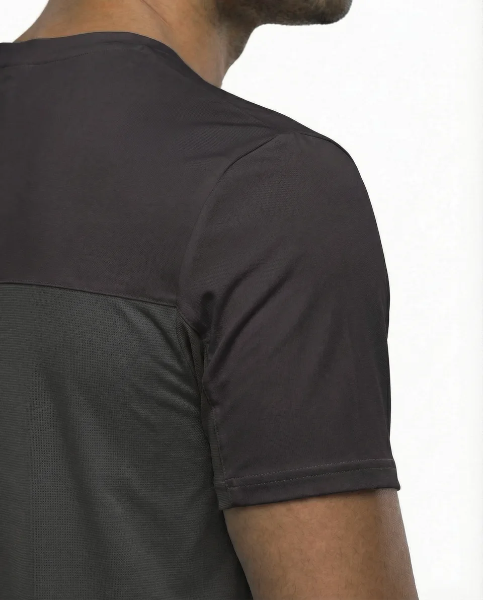 Courts product imagery — Men / TS1121-GRY / view 05
