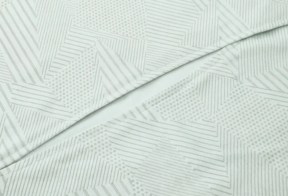 Courts product imagery — Women / TSH221-GRN / view 06