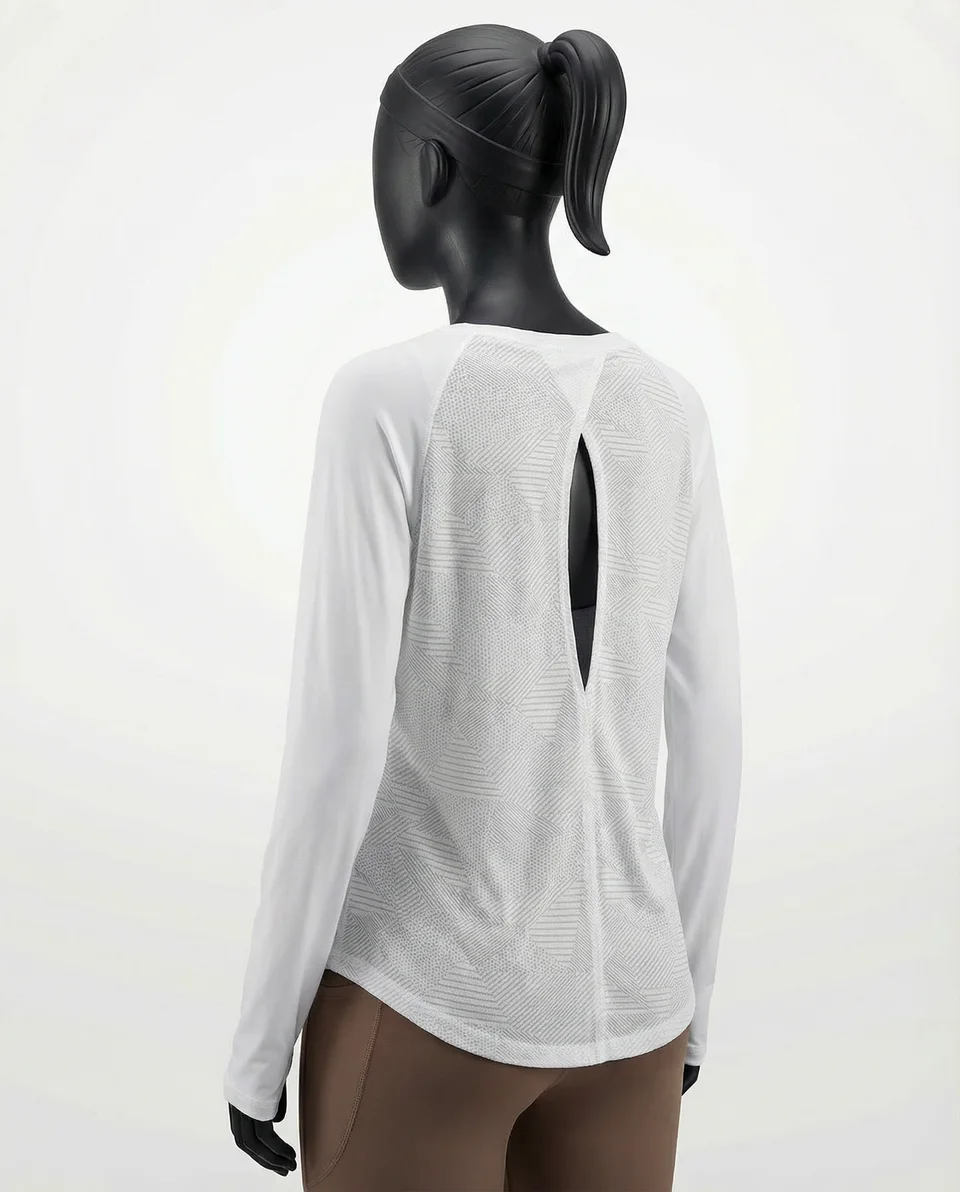 Courts product imagery — Women / TSH221-WH / view 01