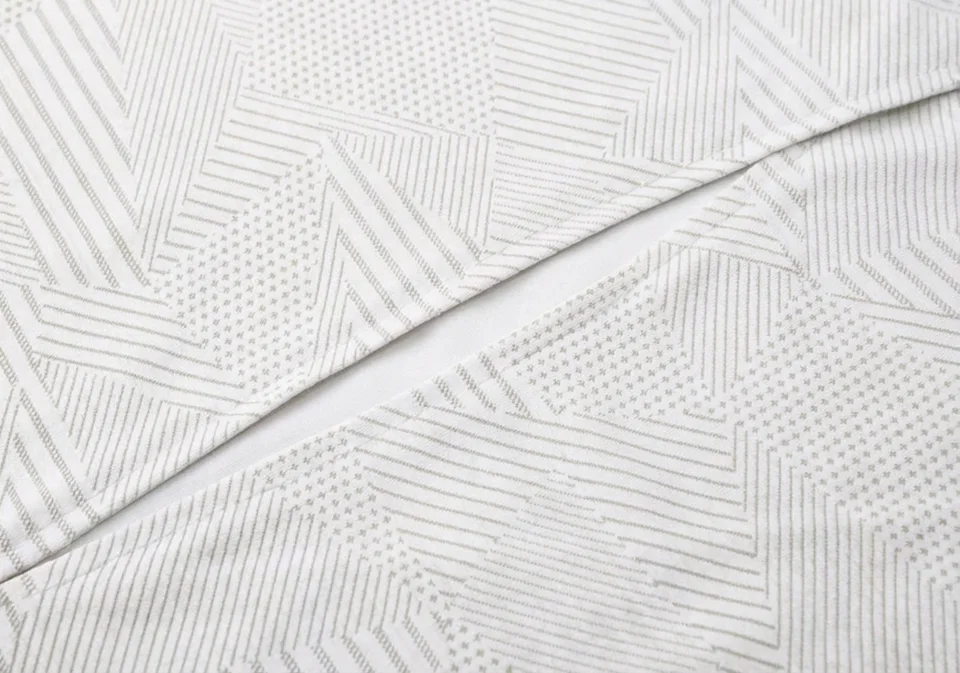 Courts product imagery — Women / TSH221-WH / view 09